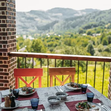 Lodge файно Byalobereska